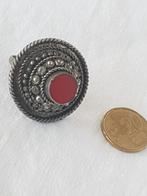 Grote ring met koraalsteen, Sieraden, Tassen en Uiterlijk, Antieke sieraden, Ophalen of Verzenden, Zilver, Ring