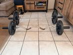 Technogym barbell en EZ bar 1,5 meter plus halter schijven, Ophalen, Gebruikt, Halterstangen