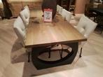 Houten Eettafel met Moderne Onderstel, Ophalen