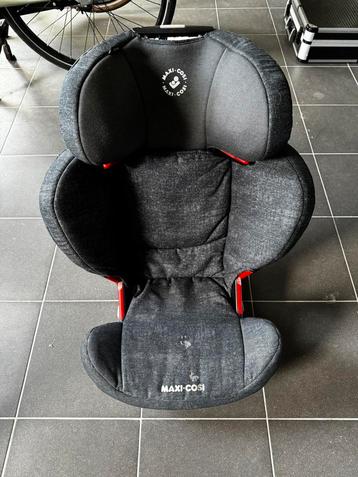 Maxi cosi autostoel beschikbaar voor biedingen