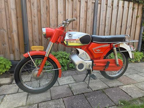 Zundapp 517-05 liste 9 bj 1972 met kenteken EVEN OPNIEUW, Fietsen en Brommers, Brommers | Zundapp, Gebruikt, Overige modellen