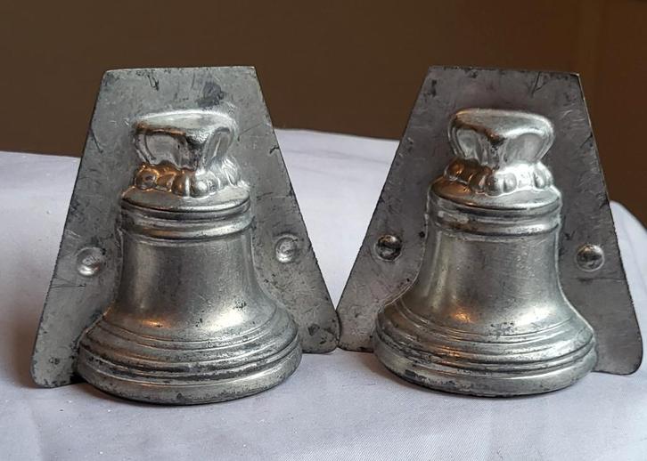 Oude chocoladevorm: KERSTKLOK/ KERSTBEL, Antiek en Kunst, Curiosa en Brocante, Ophalen of Verzenden