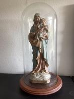 Mariabeeld onder stolp., Ophalen