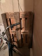 Pallets 2 stuks, Ophalen, Met plank(en), Zo goed als nieuw, Minder dan 150 cm