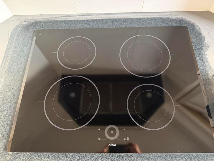 Atag HI7271E inductie kookplaat., Witgoed en Apparatuur, Kookplaten, Zo goed als nieuw, Inbouw, Inductie, 4 kookzones, Ophalen