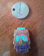 2 buttons / spelden butlin's filey 1947 / 1948, Ophalen of Verzenden, Zo goed als nieuw, Overige onderwerpen, Button