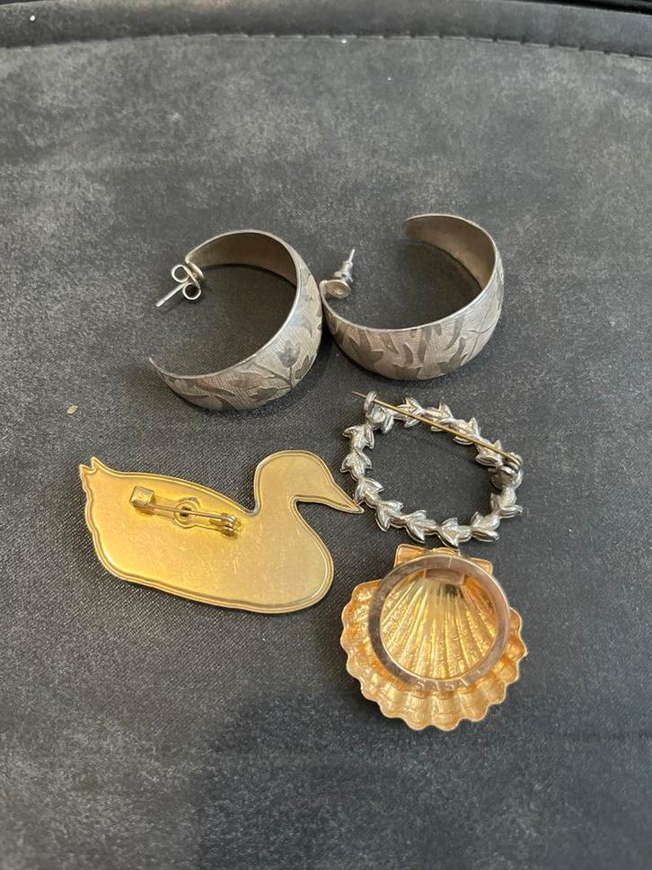 Vintage Broche Set, Sieraden, Tassen en Uiterlijk, Broches, Gebruikt, Zilver, Goud, Minder dan 4 cm, Met strass, Ophalen of Verzenden