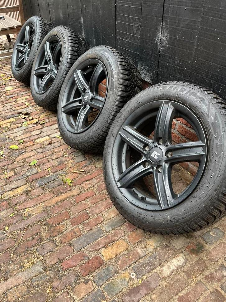 Bmw 1 serie velgen, Auto-onderdelen, Banden en Velgen, Banden en Velgen, Winterbanden, 16 inch, 205 mm, Ophalen of Verzenden