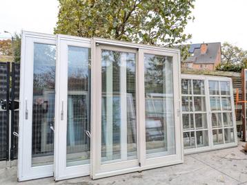 Prachtige SCHUIFPUIEN 3 Stuks + 2 KOZIJNEN Hardhout !!! beschikbaar voor biedingen