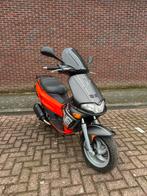 Gilera runner 172 fluo rosso A1, Ophalen, Zo goed als nieuw, Benzine, Zip