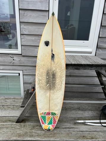 RT grommet board 5’11” beschikbaar voor biedingen