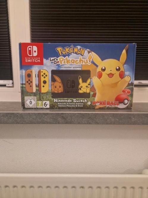 Nintendo switch let's go pikachu, Spelcomputers en Games, Spelcomputers | Nintendo Switch, Gebruikt, Switch Original, Met 1 controller