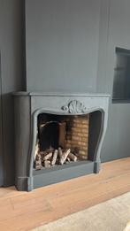 Kalkstenen schouw met gas haard systeem, Ophalen, Zo goed als nieuw, Inbouwhaard, Gashaard