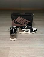 Jordan 1 low mocha maat 41, Kleding | Heren, Schoenen, Ophalen of Verzenden, Zo goed als nieuw, Bruin