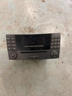 Mercedes w211 Radio goed werkend!, Ophalen