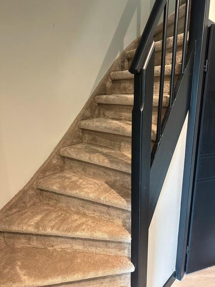 AANBİEDİNG Hoogpolige luxe tapijten Binnen 3 weken gelegd!, Huis en Inrichting, Stoffering | Tapijten en Kleden, Nieuw, 200 cm of meer