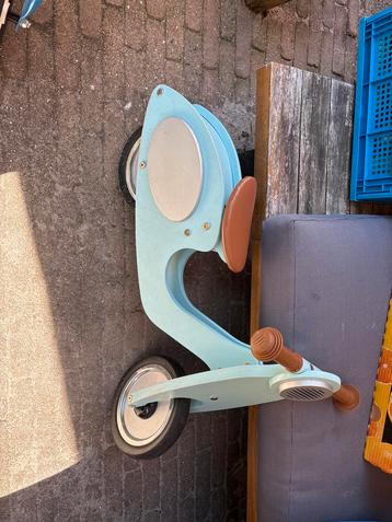 Houten Loopfiets beschikbaar voor biedingen