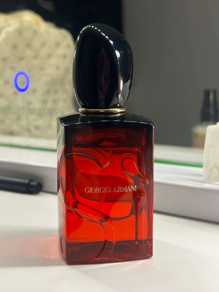 GIORGIO ARMANI SÌ PASSIONE INTENSE EAU DE PARFUM, Ophalen of Verzenden, Zo goed als nieuw