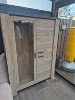 Vitrinekast - 3 jaar oud, Huis en Inrichting, Ophalen, Glas, 100 tot 150 cm, 50 tot 100 cm