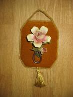 'Schilderijtje Fluweel/Porselein Roos Napoleon, Antiek en Kunst, Antiek | Porselein, Ophalen of Verzenden