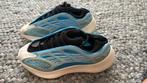 Yeezy 700 V3 Arzarth, Ophalen, Blauw, Sportschoenen, Zo goed als nieuw