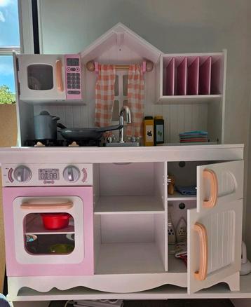 Gezellig country houten speelkeukentje wit-roze Kidcraft  beschikbaar voor biedingen