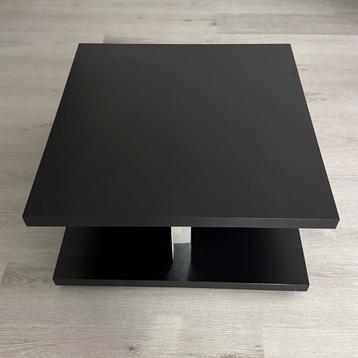 Salontafel beschikbaar voor biedingen