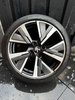 Originele Peugeot 208 GT Velg + Band (Banden aan vervanging), Auto-onderdelen, Banden en Velgen, Gebruikt, Banden en Velgen, 17 inch