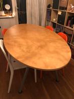 Ovale Tafel IKEA hout kleur. Stalen poten., Huis en Inrichting, Tafels | Eettafels, Vier personen, Ophalen, Ovaal