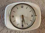 Retro wandklok heel mooi, Ophalen of Verzenden, Huis en Inrichting