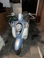 Mooie sym mio 50cc, Fietsen en Brommers, Scooters | SYM, Mio, Maximaal 45 km/u, Ophalen of Verzenden, Zo goed als nieuw
