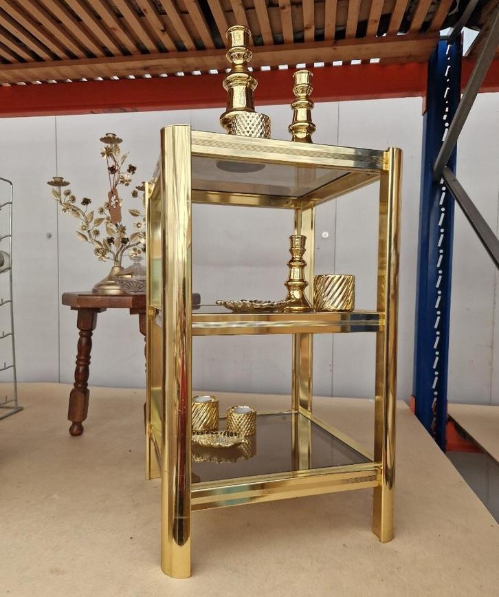 Vintage gouden tafeltje met drie rookglazen plaatjes,40cm, Huis en Inrichting, Tafels | Bijzettafels, Gebruikt, Vierkant, 60 cm of meer