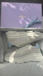 Copenhagen sneakers maat 38 off white/lichtblauw nieuw, Kleding | Dames, Schoenen, Ophalen of Verzenden, Nieuw, Wit, Sneakers of Gympen