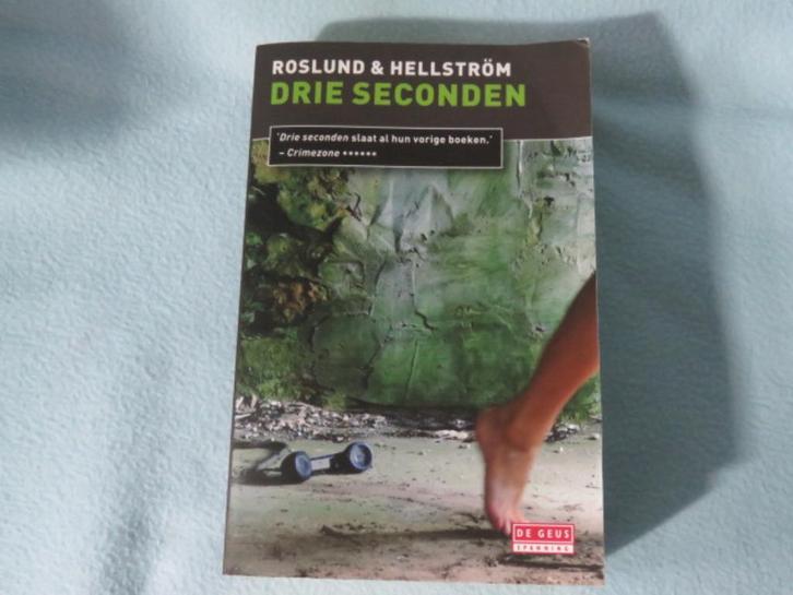 Drie seconden door Roslund & Hellström NIEUW, Boeken, Thrillers, Nieuw, Scandinavië, Ophalen of Verzenden