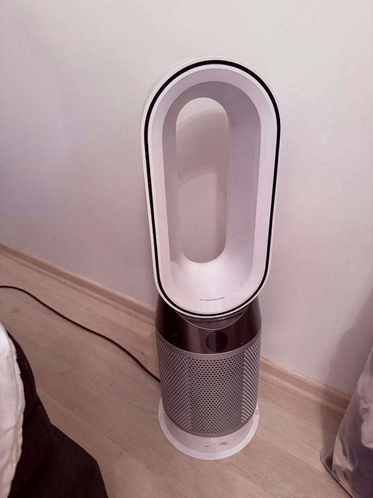 Dyson Pure Hot+Cool HP04 Luchtreiniger/Ventilator, Witgoed en Apparatuur, Luchtbehandelingsapparatuur, Gebruikt, Luchtreiniger