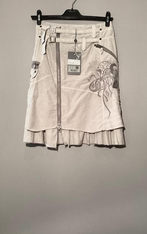 Nieuwe staff / NU DENMARK Rok 36 Kaartje vast, Kleding | Dames, Rokken, Nieuw, Maat 36 (S), Beige, Ophalen