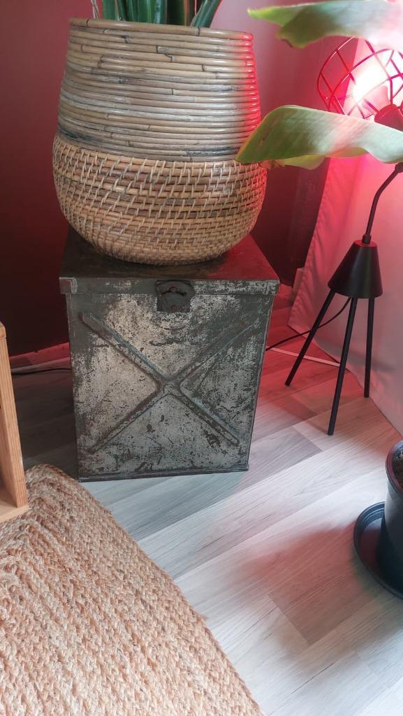 Vintage legerkist (eyecatcher), Huis en Inrichting, Woonaccessoires | Kisten, Gebruikt, Minder dan 50 cm, Minder dan 50 cm, Minder dan 50 cm