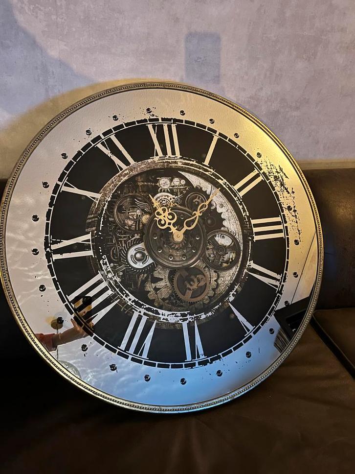 Intratuin Wandklok met Verlichting & Spiegel, Huis en Inrichting, Woonaccessoires | Klokken, Gebruikt, Wandklok, Analoog, Ophalen