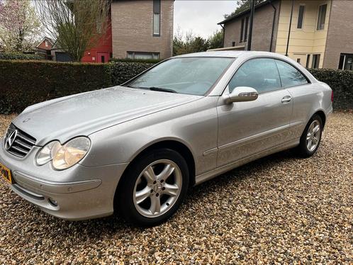 Mercedes CLK-Klasse 2.6 Clk240 Coupe 2004 Grijs 6 BAK, Auto's, Mercedes-Benz, Bedrijf, CLK, Airbags, Airconditioning, Bluetooth