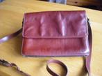 Leren vintage schoudertas Création Gabriëlle, Sieraden, Tassen en Uiterlijk, Tassen | Schoudertassen, Ophalen, Gebruikt, Bruin