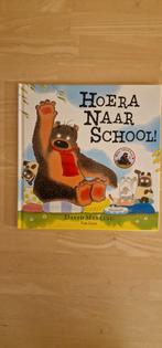Prentenboek Hoera naar School! - Dorus - David Melling, Boeken, Ophalen of Verzenden, Nieuw, David Melling, Prentenboek