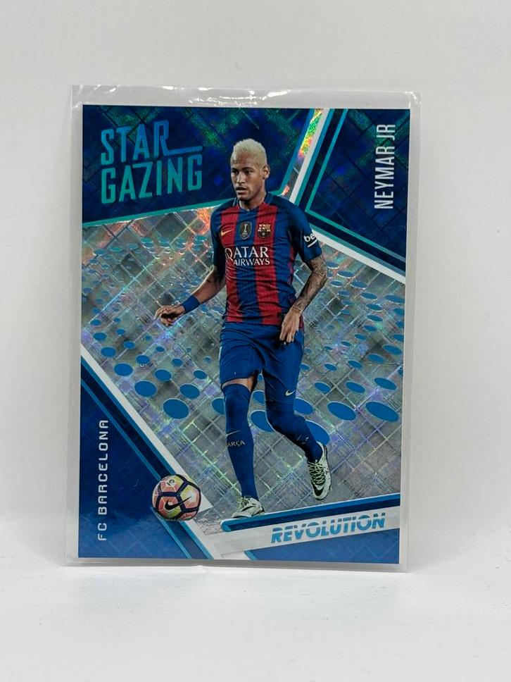 Neymar - Panini Revolution - /100 - Barcelona legend, Verzamelen, Sportartikelen en Voetbal, Zo goed als nieuw, Poster, Plaatje of Sticker