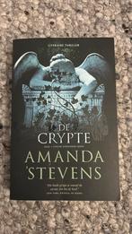 Amanda Stevens - De crypte, Boeken, Thrillers, Gelezen, Ophalen of Verzenden, Nederland, Amanda Stevens