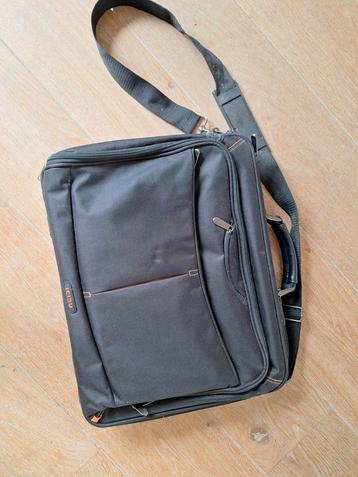 Icidu laptoptas (nieuw) beschikbaar voor biedingen