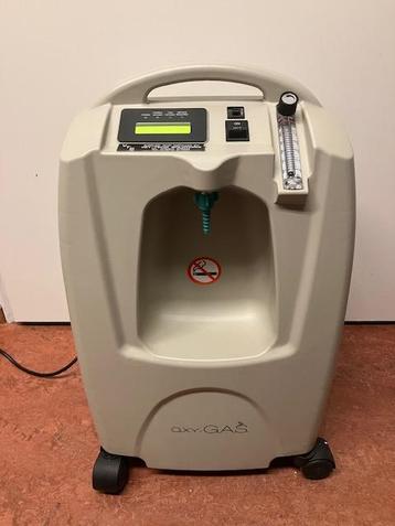Zuurstofconcentrator gebruikt 5 liter/minuut beschikbaar voor biedingen