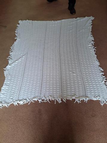 Mooie vintage bedsprei beschikbaar voor biedingen