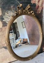 Oude houten strikspiegel, Antiek en Kunst, Antiek | Spiegels, Ophalen of Verzenden, Minder dan 50 cm