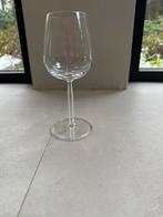 GEZOCHT. Senta witte wijnglazen van Iitala, Ophalen of Verzenden, Glas, Overige stijlen, Glas of Glazen