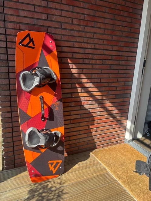 Brunotti Kiteboard 136x41 cm - Allround Freeride Board, Watersport en Boten, Kitesurfen, Gebruikt, Kiteboard, 4 m² of minder, Twintip