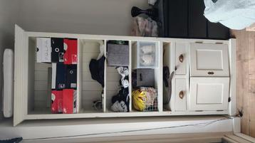 Kast 80x40x220 (bxdxh) beschikbaar voor biedingen